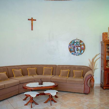 קיגאלי Nazareth Guest House מראה חיצוני תמונה