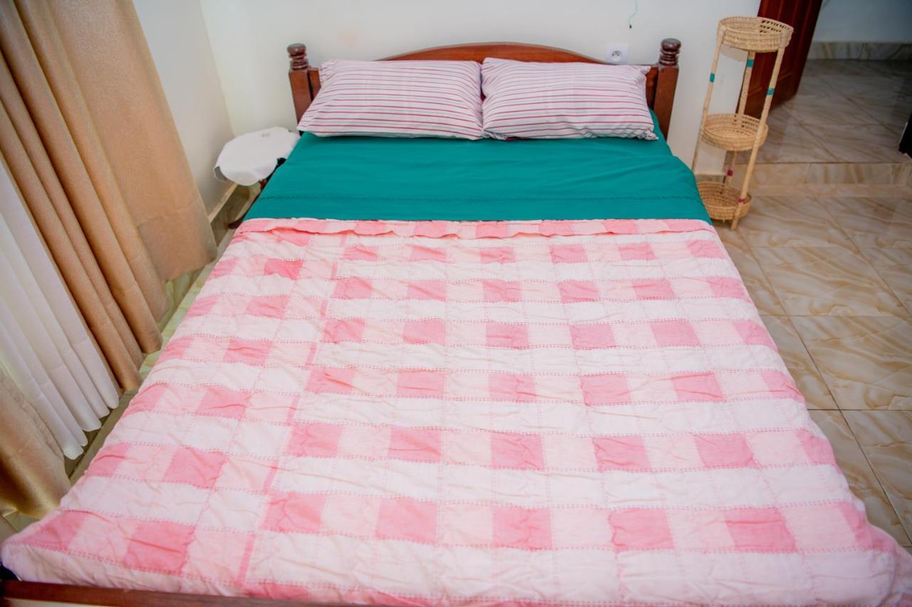 קיגאלי Nazareth Guest House מראה חיצוני תמונה